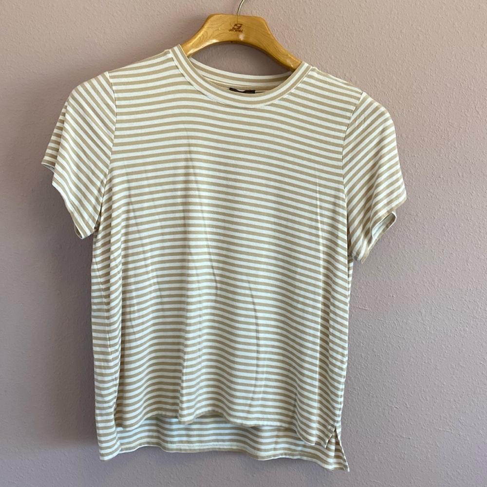 Vince Camuto stripe top, size L